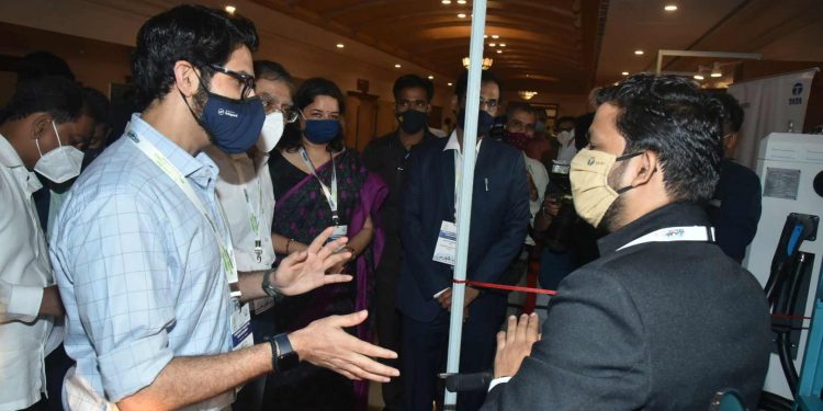 Environment Min Shri Aditya Thakarey Sir at Promotion of E-Mobility for Clean Environment 2