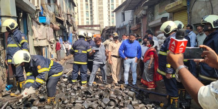 sakinaka fire mayor-2