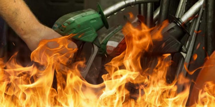 #व्हाअभिव्यक्त “…इतकी महागाई…मग रोष का नाही? जनता शांत कशी?”