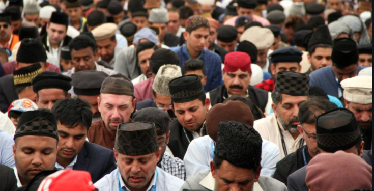 ‘ते’ मुसलमान आहेत…पण पाकिस्तान त्यांना मुसलमान मानतच नाही! असं का?