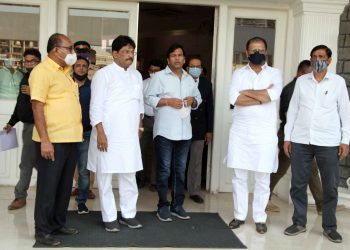 “रखडलेल्या व प्रस्तावित क्रीडा संकुलाचे काम लवकरच सुरु करण्यात येणार”