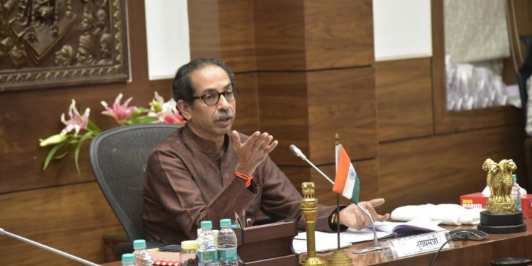 आहारची मुख्यमंत्र्यांकडे हॉटेल लायसन फीच्या माफीची मागणी