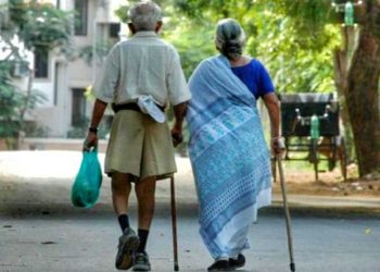 #व्हाअभिव्यक्त! महाराष्ट्रात पावणे तीन रुपये, अरुणाचलमध्ये १७०० रुपये, ज्येष्ठ नागरिकांमध्ये पेन्शन भेदभाव का?