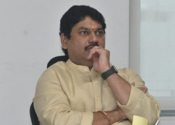 dhananjay munde