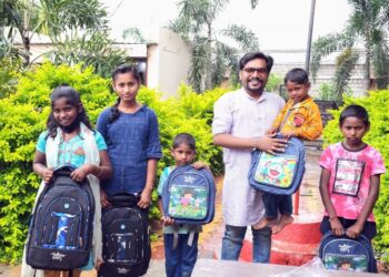 शैक्षणिक आधार