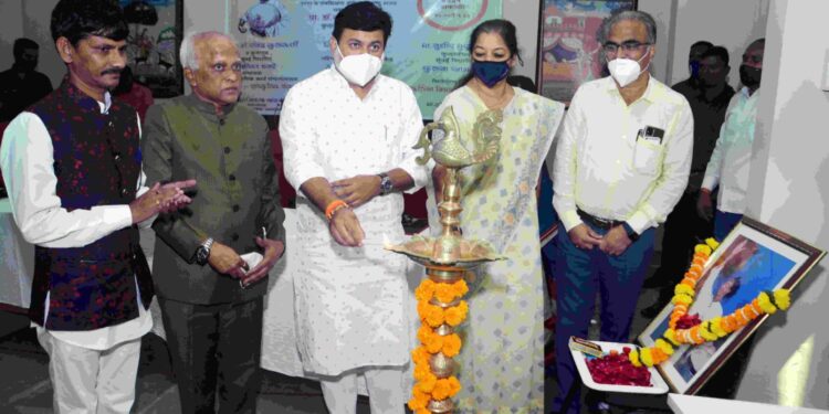 uday samant on mumbai university