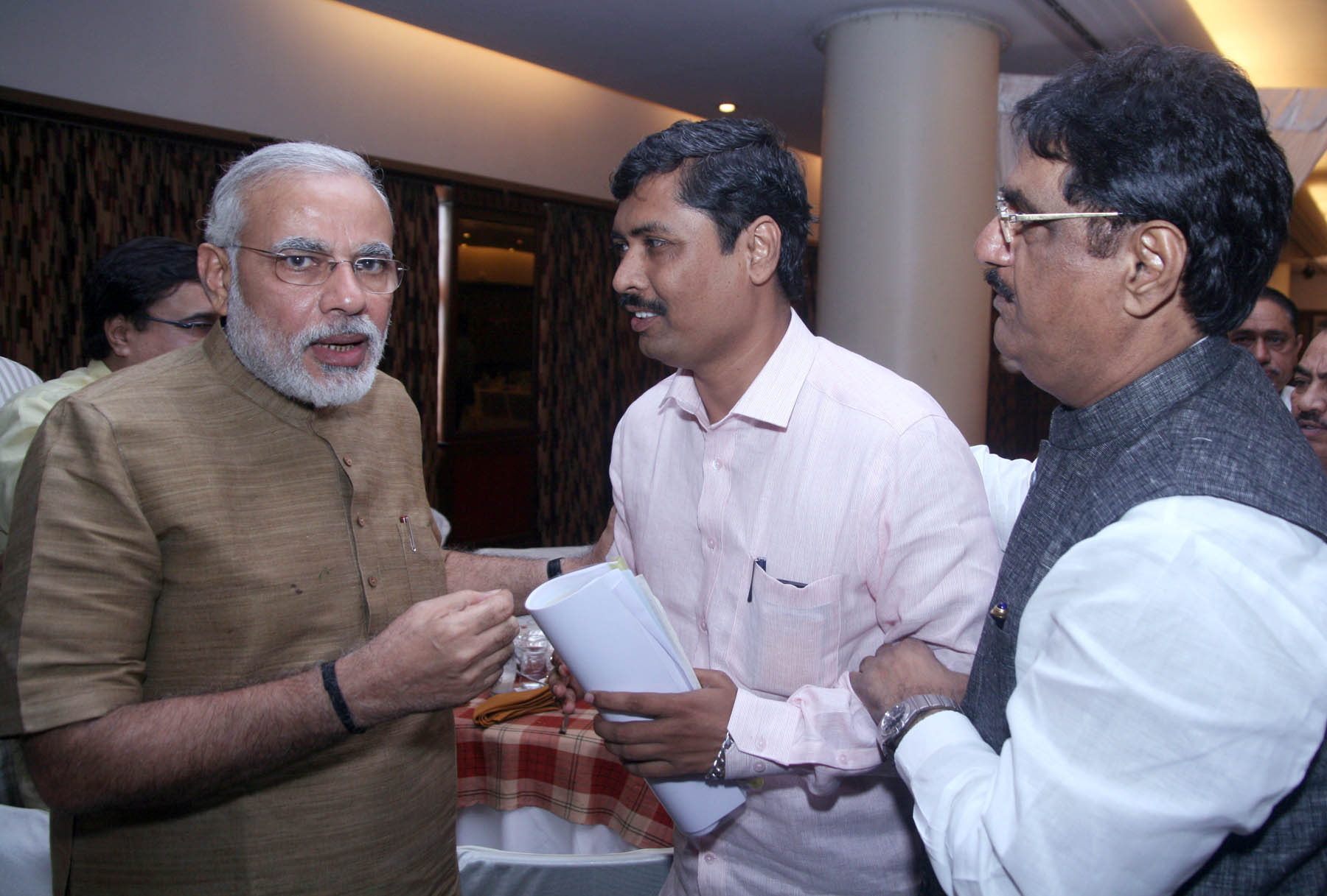 Keshav Upadhye Narendra modi gopinath munde