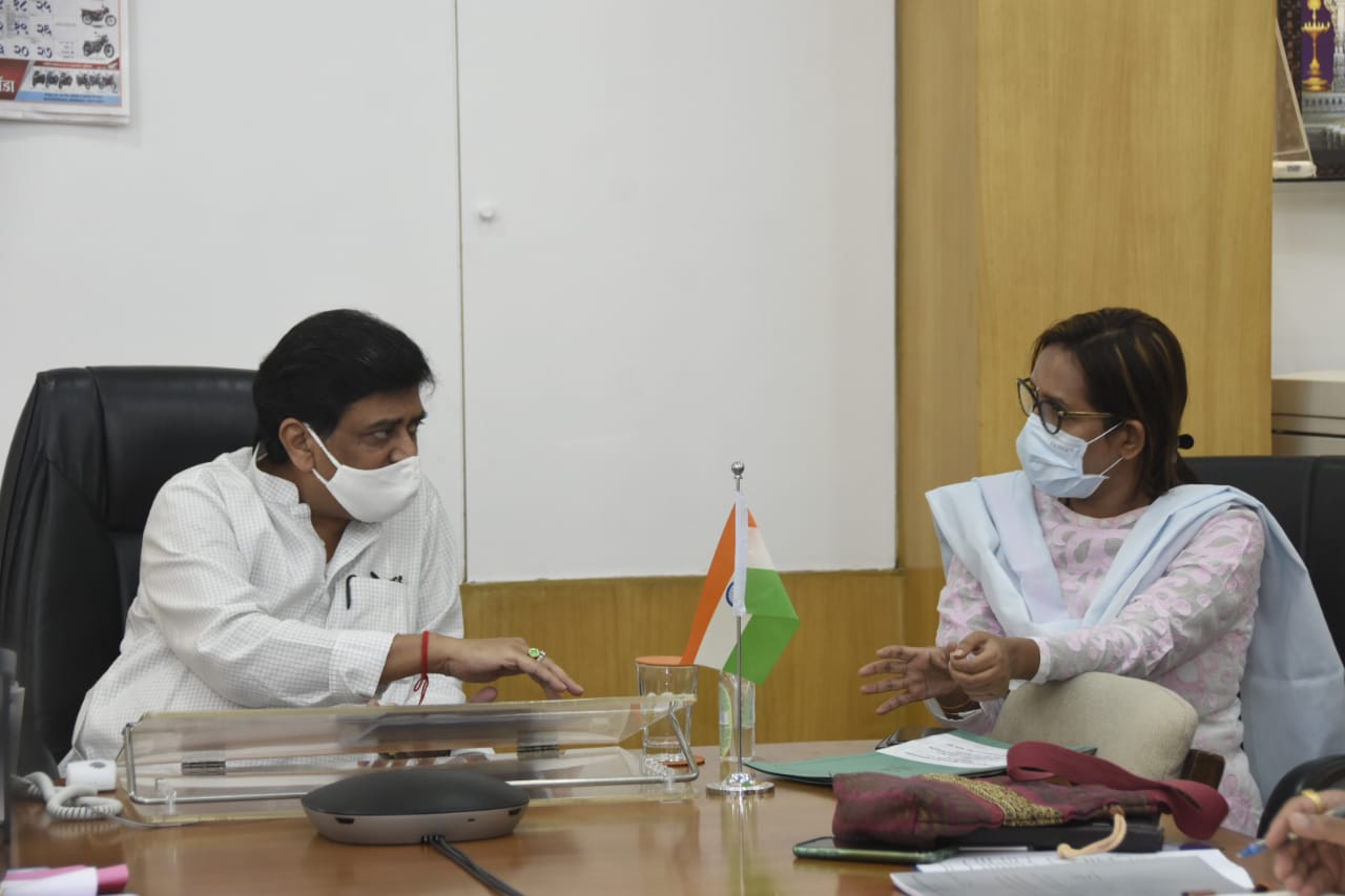 varsha gaikwad And ashok chavan