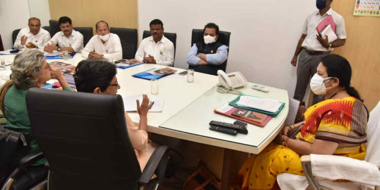 डॉ.नीलम गोऱ्हें