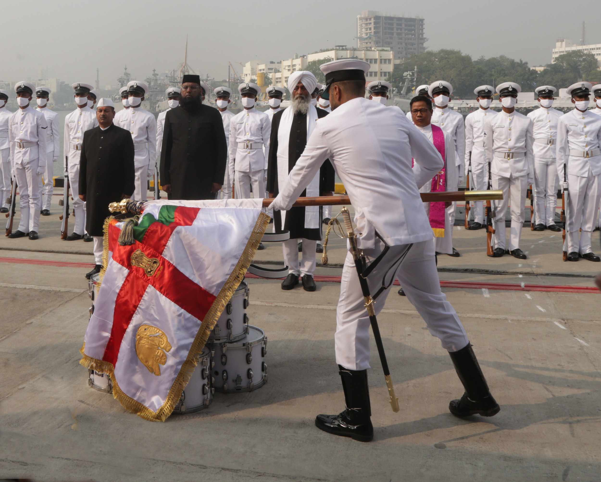 PRESIDENT’S STANDARD AWARDED TO 22ND MISSILE VESSEL SQUADRON