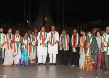 वीर सैनिक