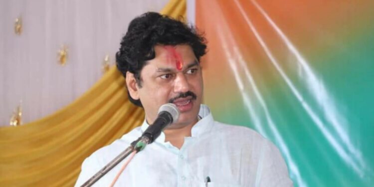 Dhananjay Munde