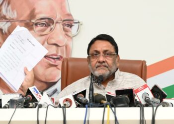 bjp leaders usurped temple land in maharashtra