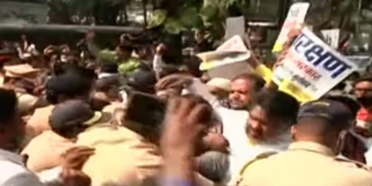 vanchit aghadi protest