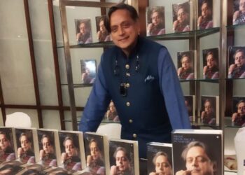 shashi tharoor