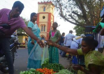 women vegetable seller