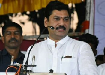 dhananjay munde