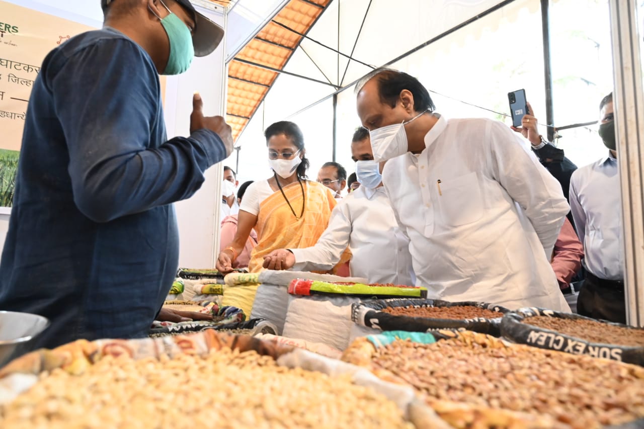 Ajit pawar inaugrated mumbai rice festival 3