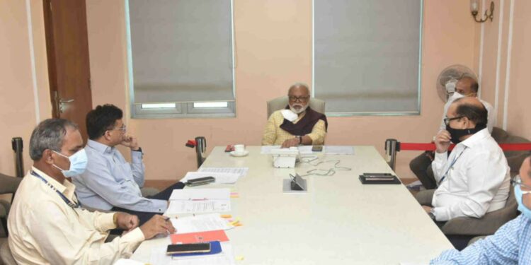 Strict action against Shiv bhojan centre for misleading rules