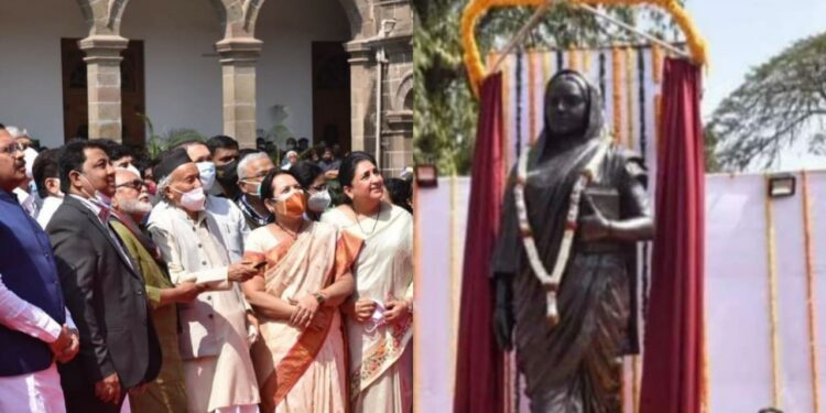 prof Hari narke on the evasion of statue of savitribai phule