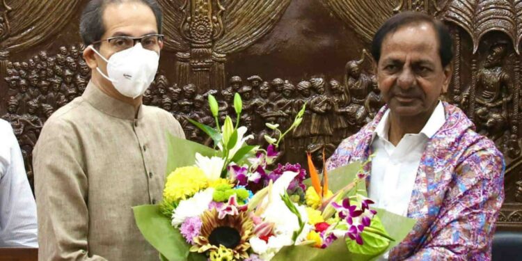 Telangana CM K. Chandrasekhar Rao's Meeting with CM Uddhav Thackeray