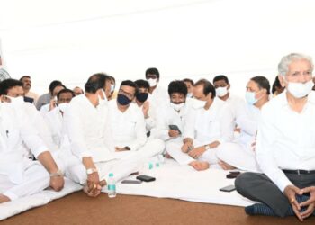 Balasahebh thorat support agitation of mva govt for nawab malik