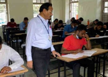 Kishor Raje Nimbalkar's surprise visit to examination centers in Pune