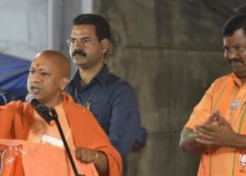 yogi aditya also use buldozer in speech