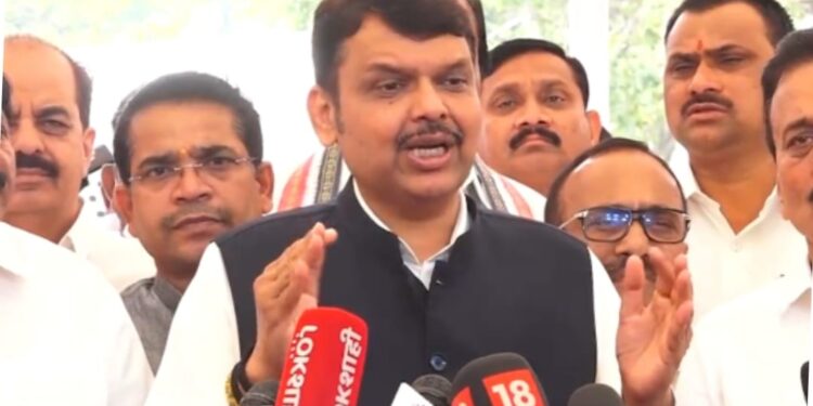 Devendra Fadanvis (2)