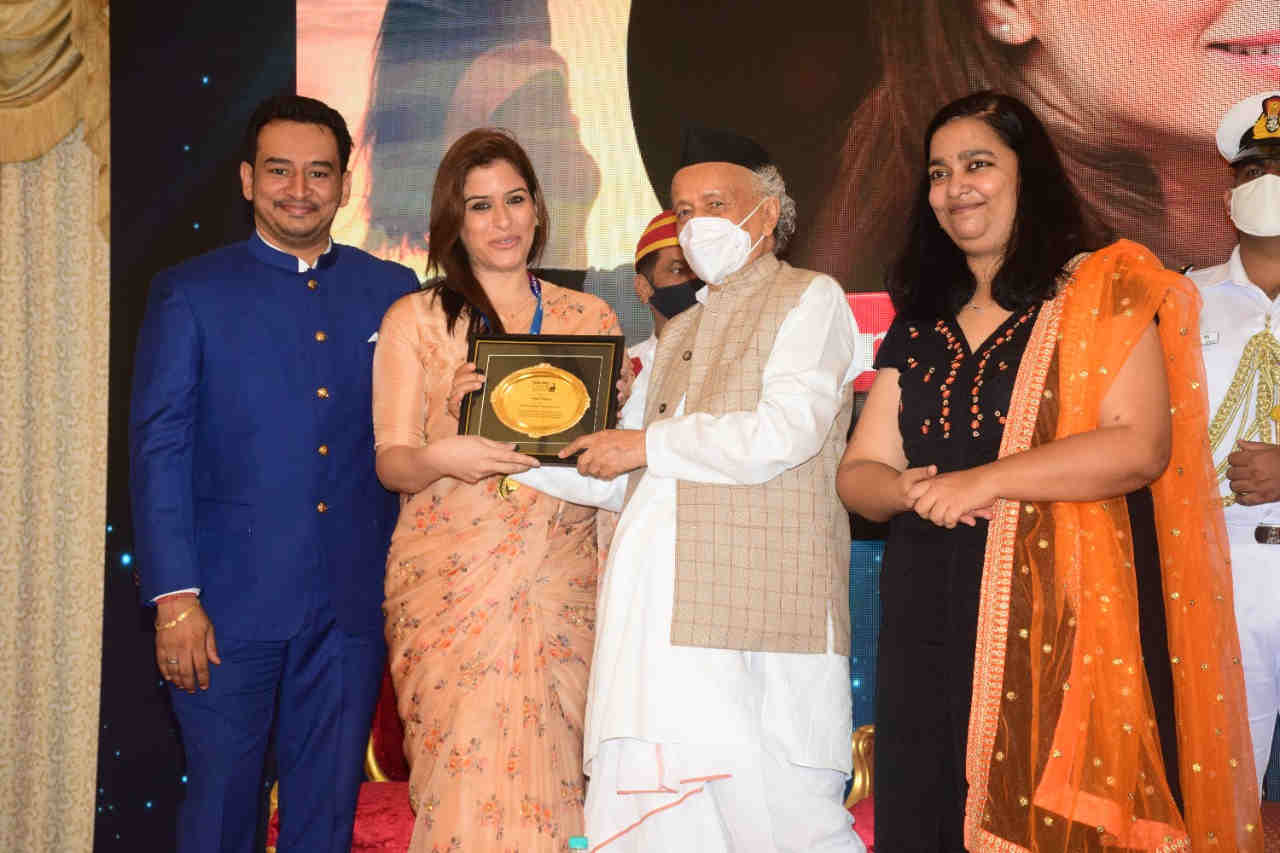 Governor Koshyari felicitates 'Powerful Women of the Year' 2