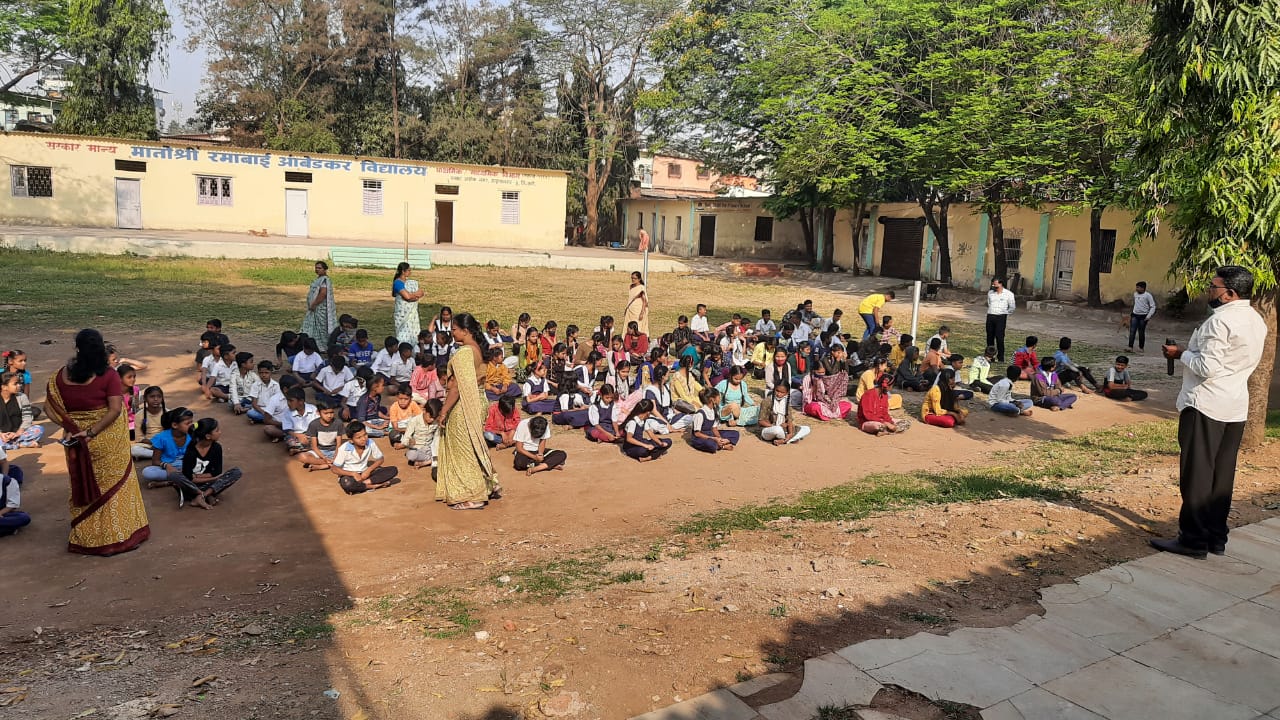 National Science Day program in Ulhasnagar at Matoshri Ramabai Ambedkar School