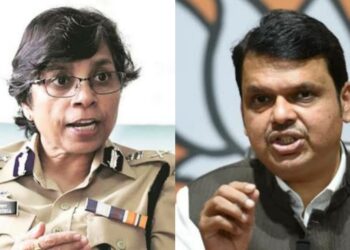 Rashmi Shukla And devendra fadnavis