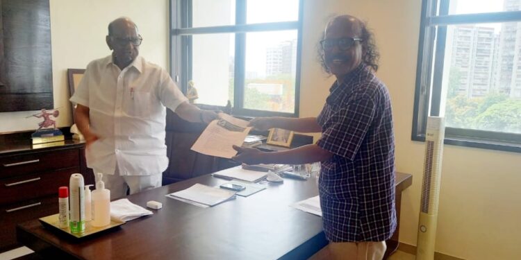 Heramb Kulkari and sharad Pawar