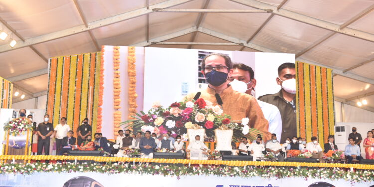 Hon CM at Metro Program 8