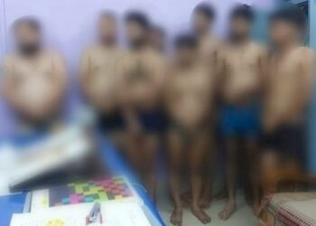 mp police forces journalists, theatere artists & done photo session