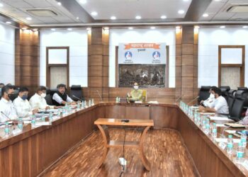 Cm Uddhav Thackeray Reviews Various development works of mumbai