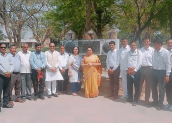 डॉ. नीलम गोऱ्हे यांनी हरियाणा राज्यातील पानिपत येथील युद्ध स्मारकाला भेट