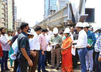 Aditya Thackeray inspected Delai Road bridge And hindmata underground rain water tank