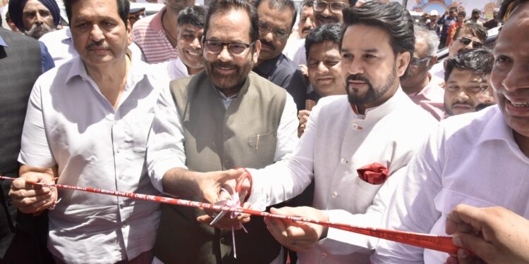 हुनर हाट प्रदर्शन (1)