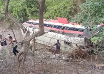 Palghar bus accident
