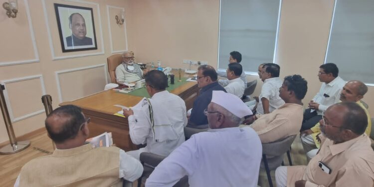 Permission to sell cheaper food in grocery stores