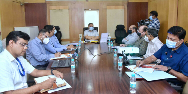 गृहमंत्री दिलीप वळसे पाटील यांच्या अध्यक्षतेखाली सायबर सेल संदर्भात बैठक 1