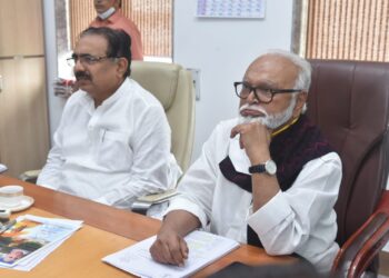 नाशिक जिल्ह्यातील जलसंपदा विभागाच्या अंतर्गत असलेल्या विविध प्रकल्प मंजुरीची बैठक 1