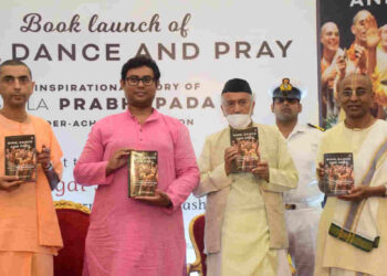 Maharashtra Governor releases biography of ISKCON Founder Srila Prabhupada
