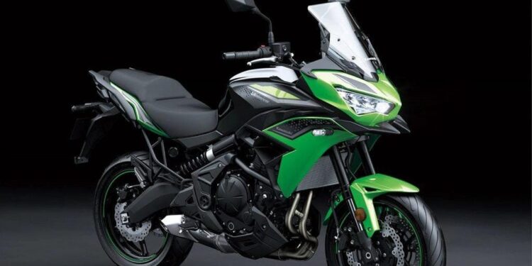 Kawasaki Versys 650 Premium Bike