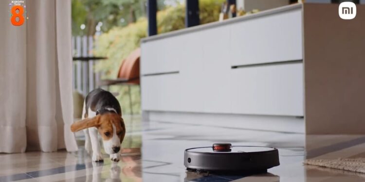 आता घर स्वच्छ ठेवणार रोबोटबाई! स्वत:च करणार साफसफाई!!