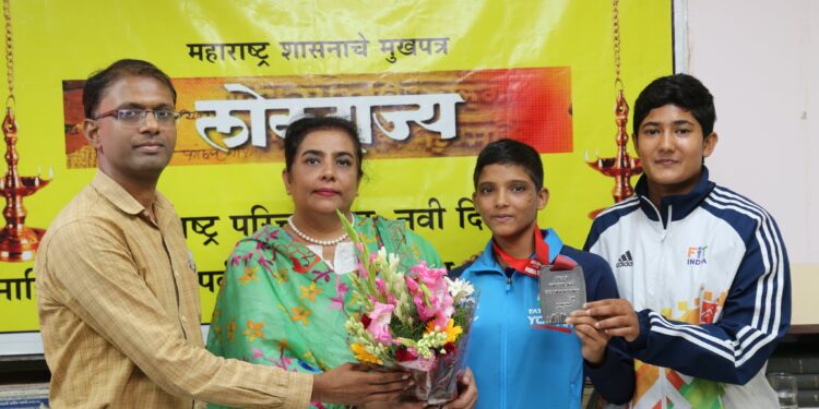 Shravani of Kolhapur won a silver medal in the Asian Championship