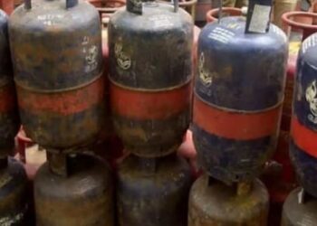 Commercial Cylinders Reduced By Rs 36