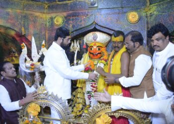 Pne_dio news CM Jejuri Khandoba Darshan_2 Aug 2022-2