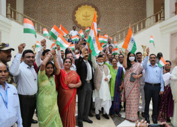 घरोघरी तिरंगा'' अभियानाचा राज्यपालांच्या हस्ते शुभारंभ